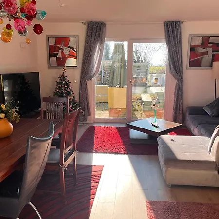Schoenes Haus Fuer 9 Personen *
